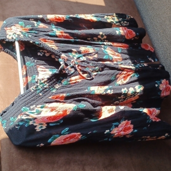 HARLOW Flower Boho Blouse - Picture 5 of 10